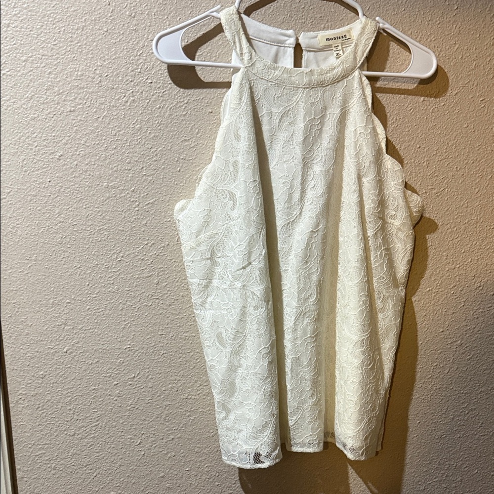 Monteau Cream Lace Sleeveless Top